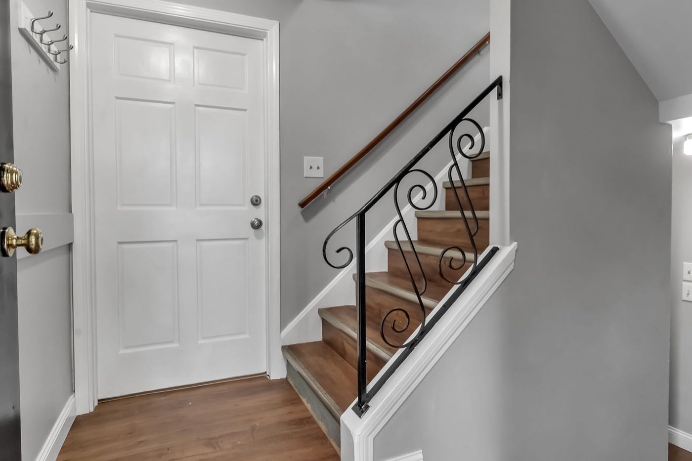 77 Glenhaven Drive