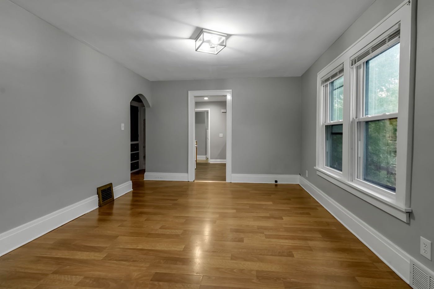 272 Windermere Blvd